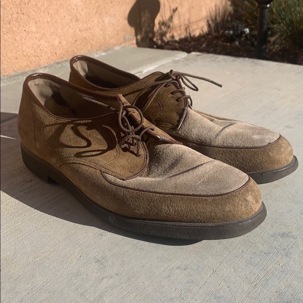 Vintage looking dress shoe